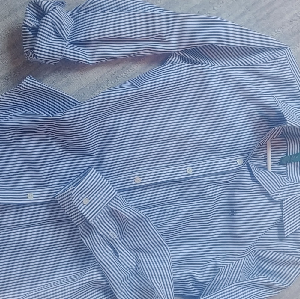 Lauren wrinkle free button up